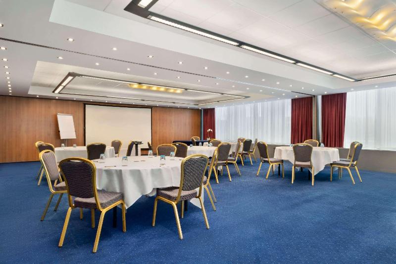 Ramada Encore Geneve - Toplantı