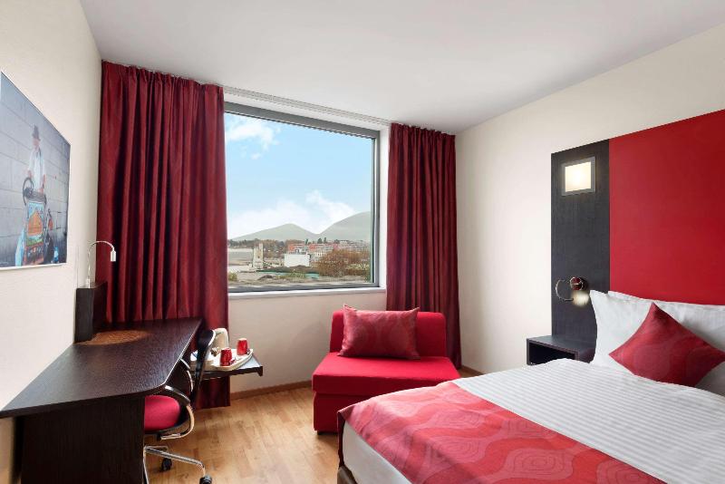Ramada Encore Geneve - Oda