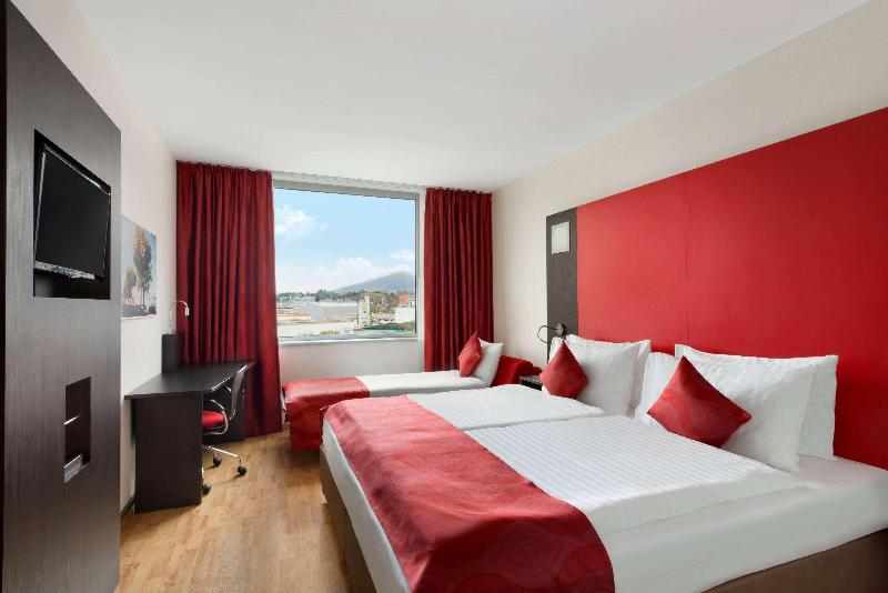 Ramada Encore Geneve - Oda