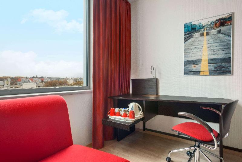 Ramada Encore Geneve - Oda