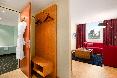 Ramada Encore Geneve oda fotoğrafı