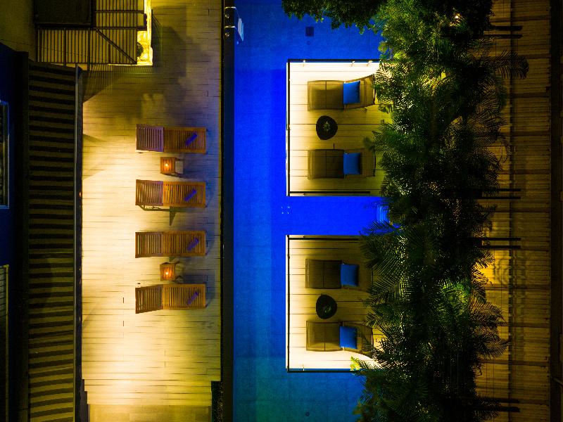 LiT BANGKOK Residence - Havuz