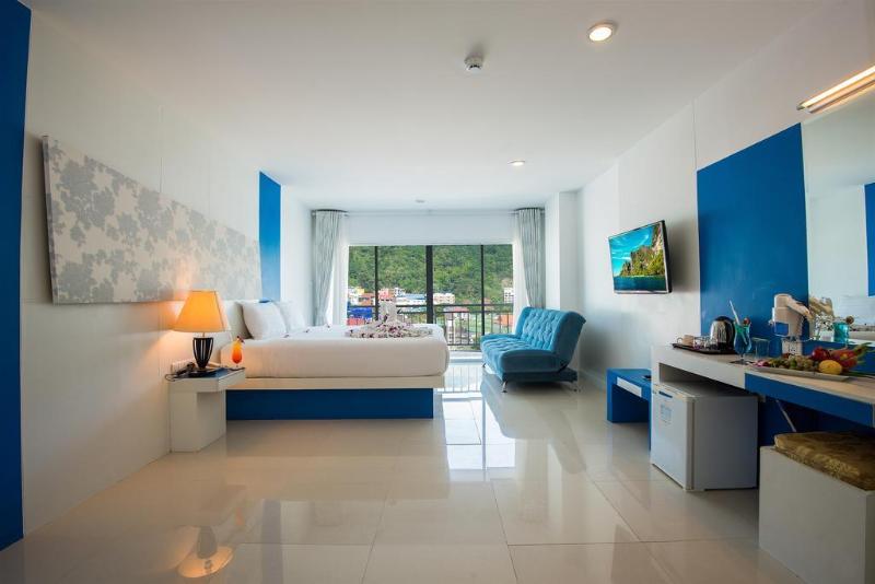 Patong Platinums - Genel
