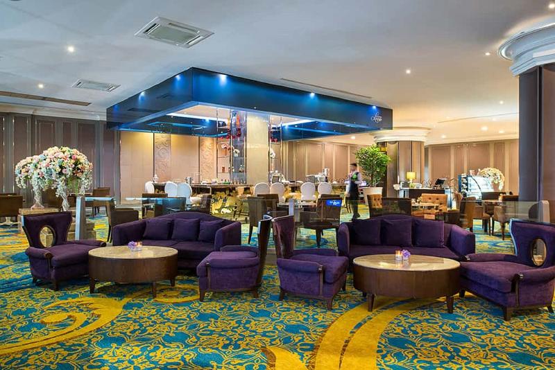 The Berkeley Hotel Pratunam [SHA Plus Certified] - Bar