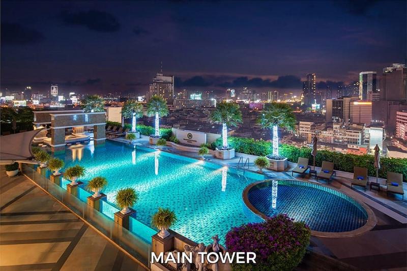 The Berkeley Hotel Pratunam [SHA Plus Certified] - Havuz