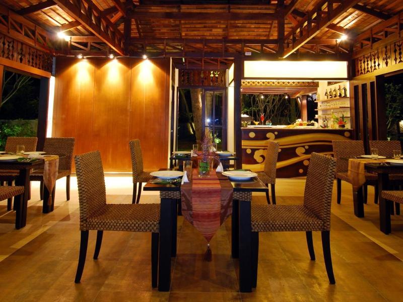 Niramaya Villa and Wellness - Restoran