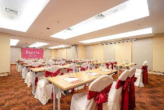 Ramada By Wyndham Phuket Deevana fotoÄŸrafÄ±