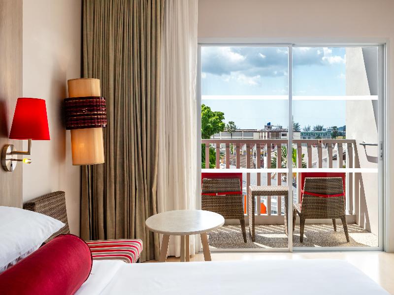 Ramada By Wyndham Phuket Deevana - Teras