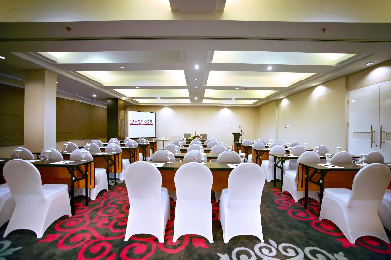 D'primahotel Panakkukang Makassar - Toplantı