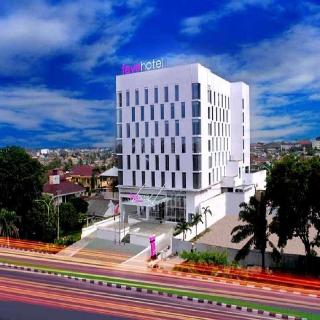 fave+ hotel Palembang otel fotoğrafı