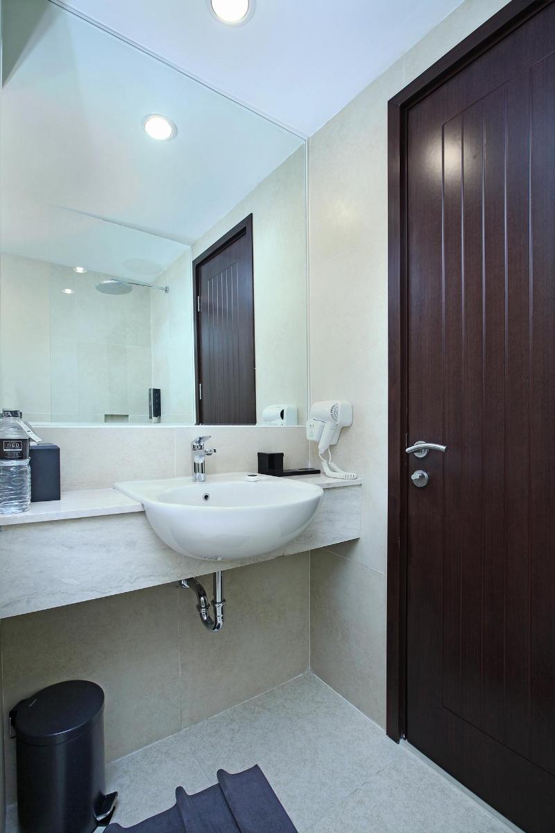 Hotel Neo Cirebon - Oda