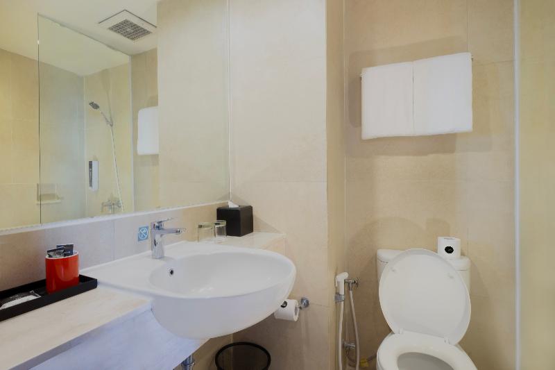 Hotel Neo Cirebon - Oda