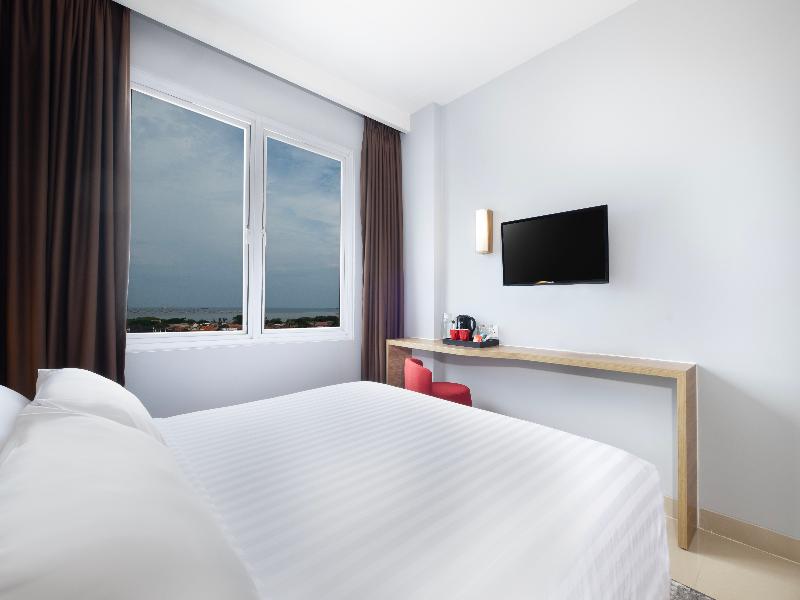 Hotel Neo Cirebon - Oda