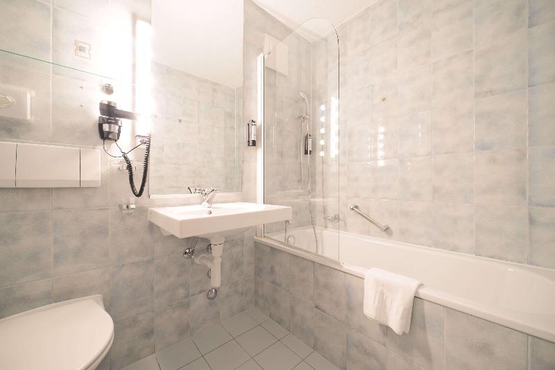 Tulip Inn Lausanne Beaulieu - Oda