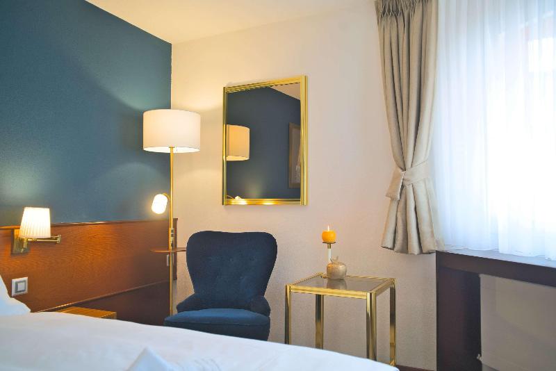 Tulip Inn Lausanne Beaulieu - Oda
