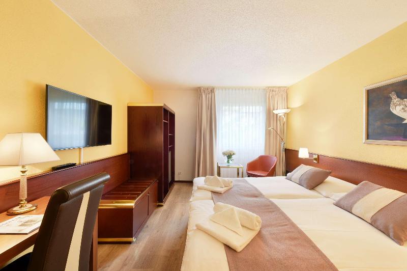 Tulip Inn Lausanne Beaulieu - Oda