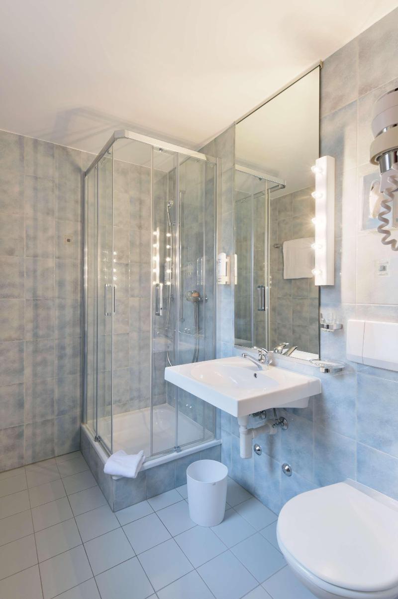 Tulip Inn Lausanne Beaulieu - Oda