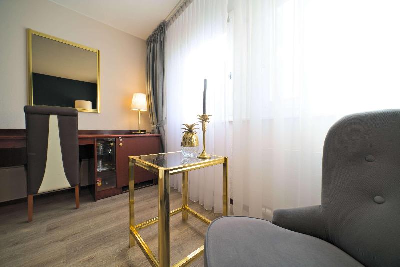 Tulip Inn Lausanne Beaulieu - Oda