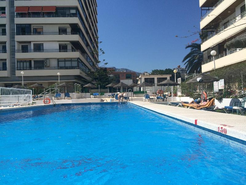 Apartamentos La Nogalera - Havuz