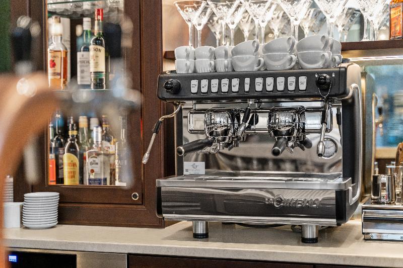 Hotel Waldstaetterhof Lucerne - Bar