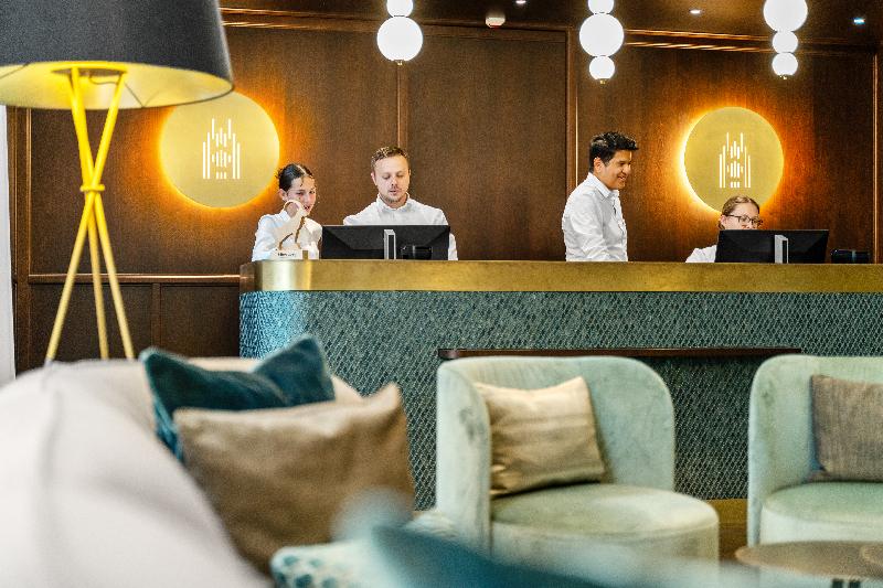 Hotel Waldstaetterhof Lucerne - Lobi
