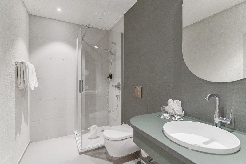 Hotel Waldstaetterhof Lucerne - Oda