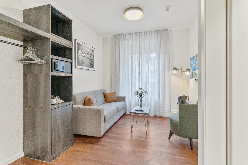 Hotel Waldstaetterhof Lucerne - Oda