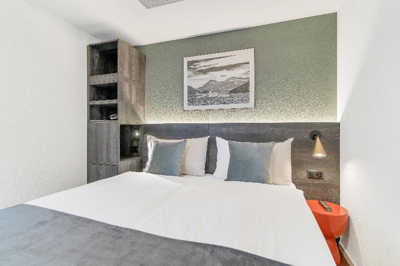 Hotel Waldstaetterhof Lucerne - Oda