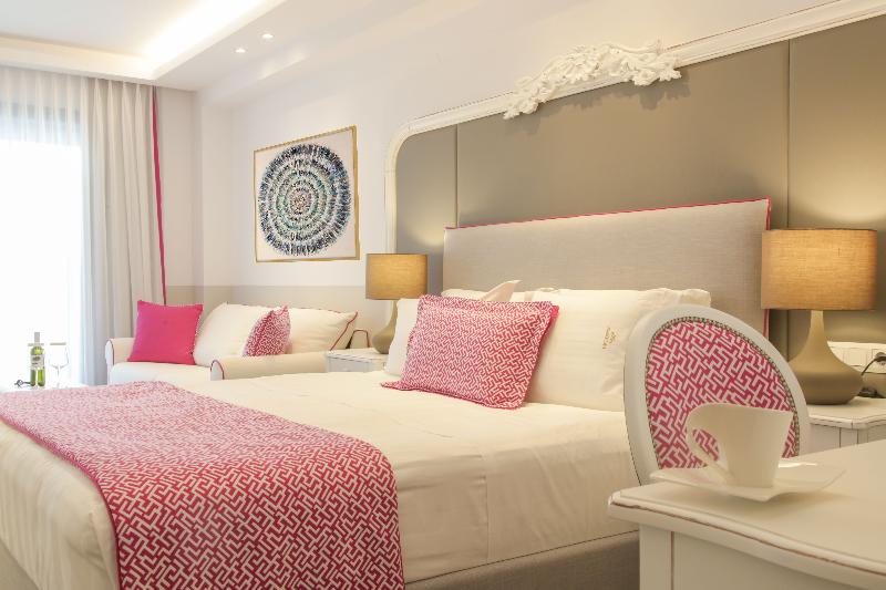 Avaton Luxury Beach Resort Relais & Chateau - Oda
