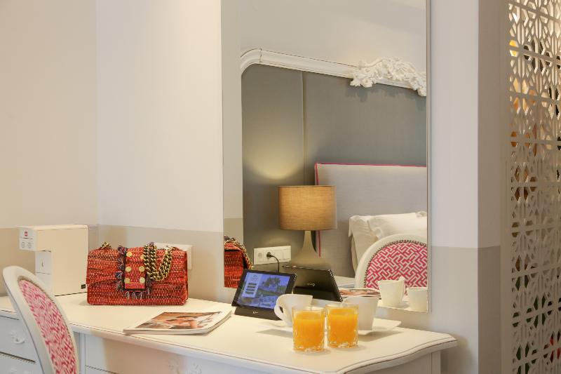 Avaton Luxury Beach Resort Relais & Chateau - Oda