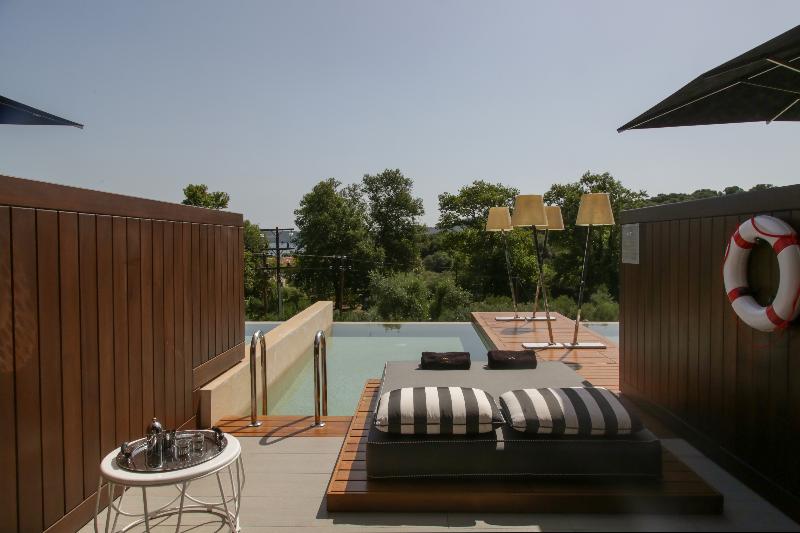 Avaton Luxury Beach Resort Relais & Chateau - Oda