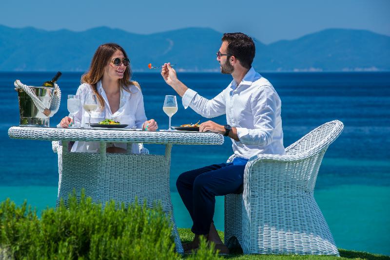 Avaton Luxury Beach Resort Relais & Chateau - Restoran