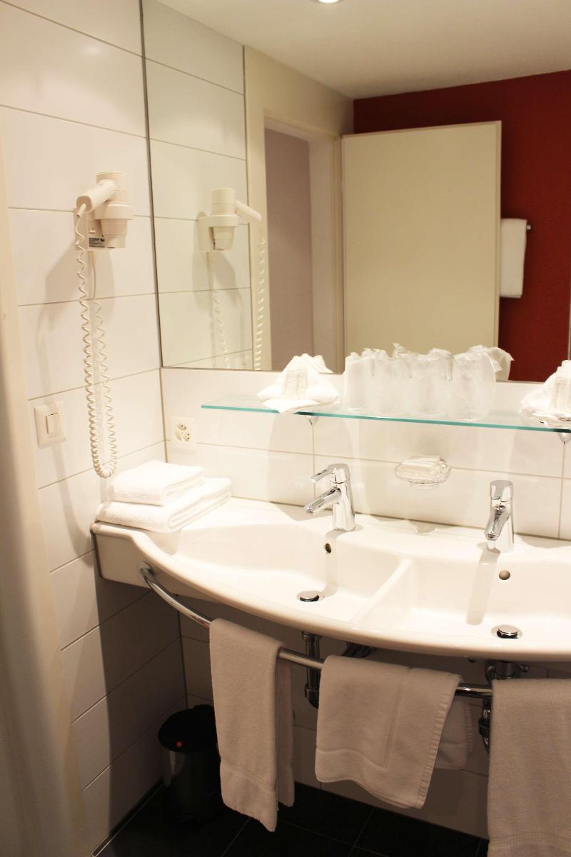 TOP Hotel Rothaus Luzern & Peruvian Culinary Art - Oda