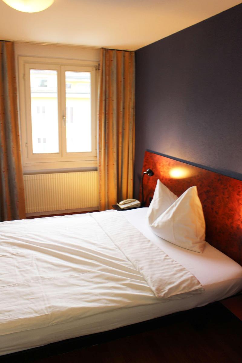 TOP Hotel Rothaus Luzern & Peruvian Culinary Art - Oda