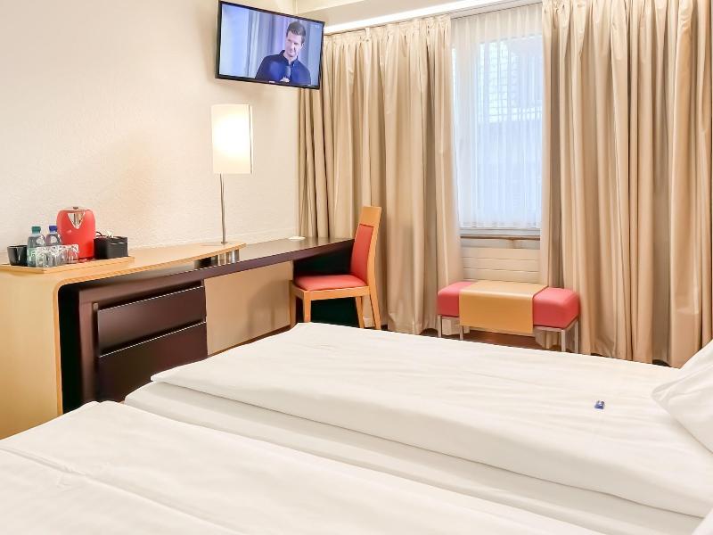 TOP Hotel Rothaus Luzern & Peruvian Culinary Art - Oda