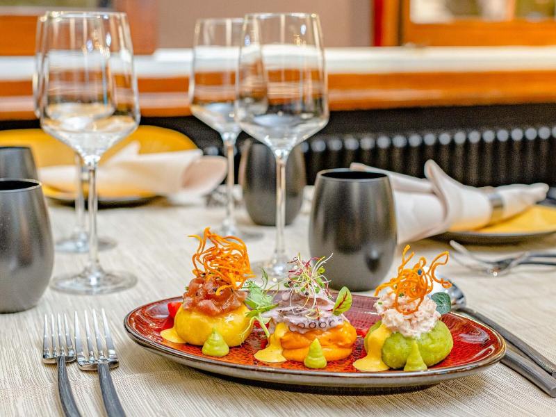 TOP Hotel Rothaus Luzern & Peruvian Culinary Art - Restoran