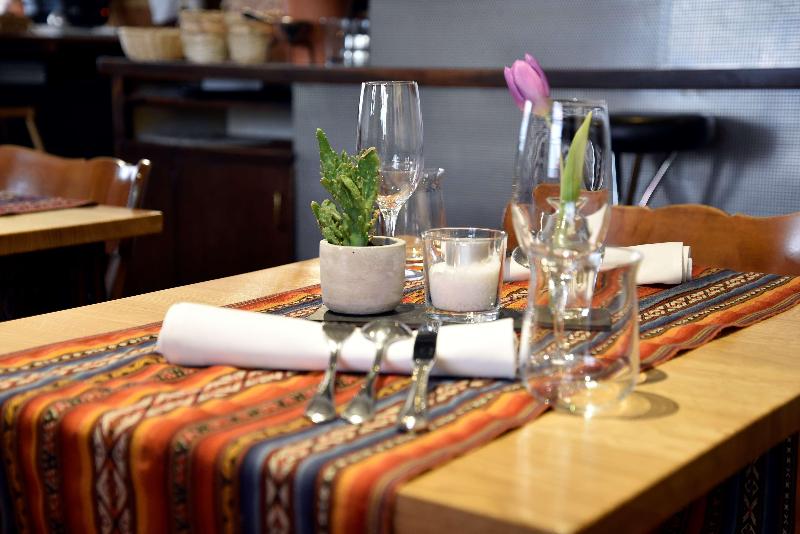 TOP Hotel Rothaus Luzern & Peruvian Culinary Art - Restoran