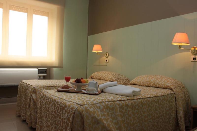 Hotel Plaza - Genel