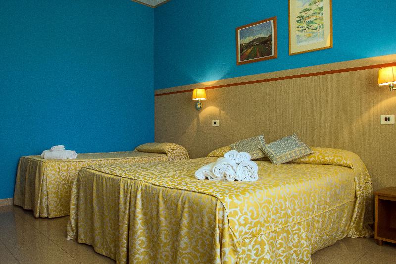 Hotel Plaza - Oda