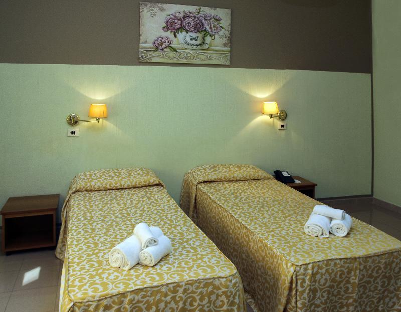 Hotel Plaza - Oda