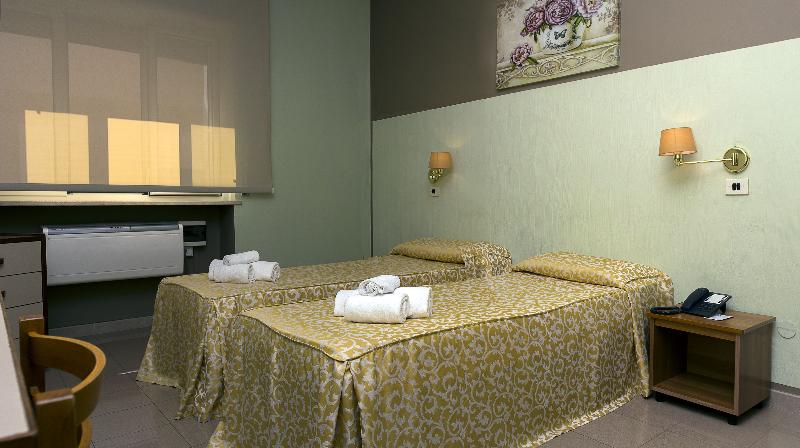Hotel Plaza - Oda
