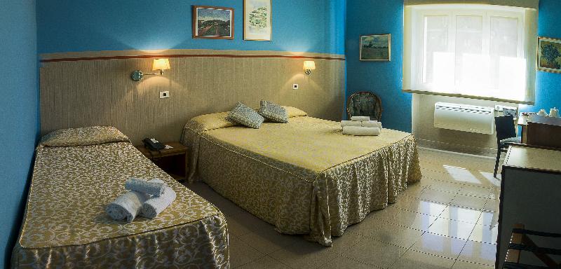 Hotel Plaza - Oda