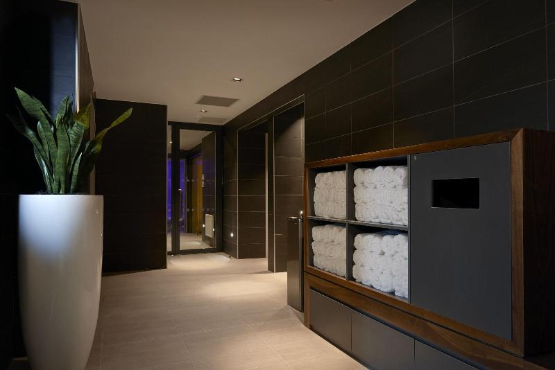 Innside by Melia Manchester - Lobi