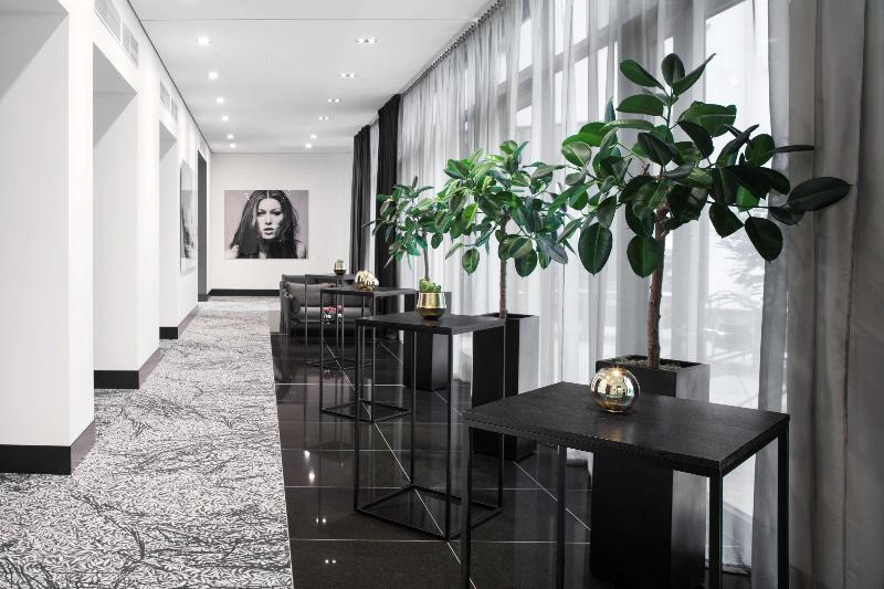 Amano Grand Central - Toplantı