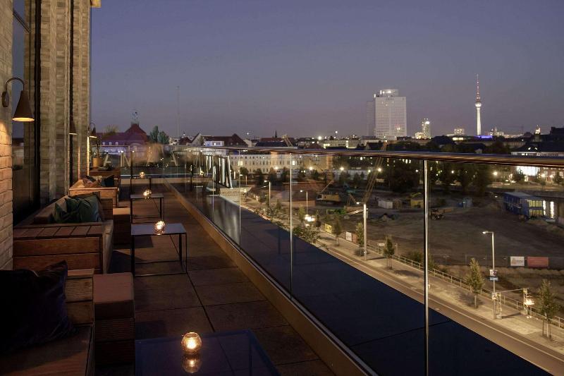Amano Grand Central - Teras