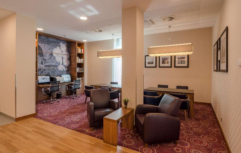 Hampton By Hilton Frankfurt City Centre Messe - Genel
