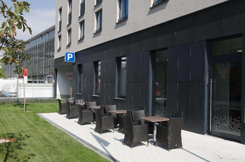 Hampton By Hilton Frankfurt City Centre Messe - Genel