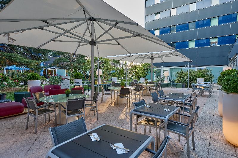 Novotel Zurich City-West - Teras