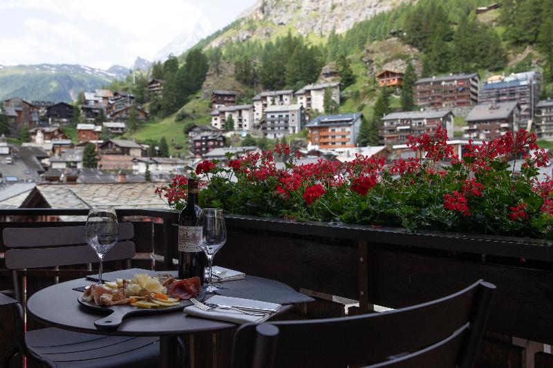 Schweizerhof Zermatt - Genel