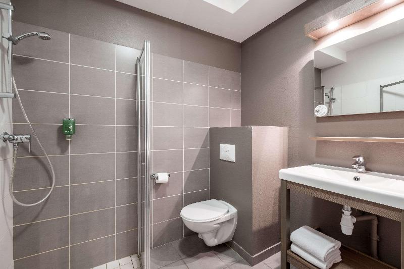 Neho Suites Porte De Geneve - Gare Annemasse *** - Oda